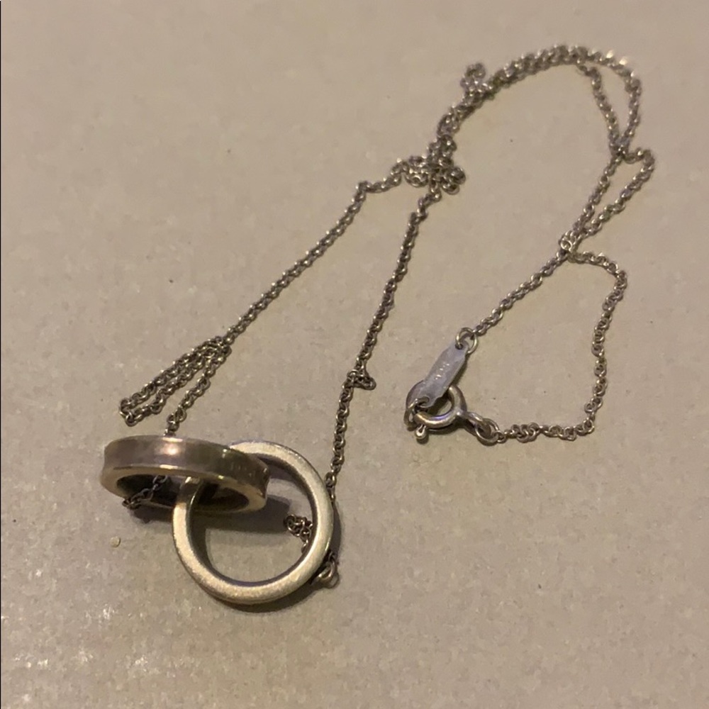 1837 collection interlocking circles pendant